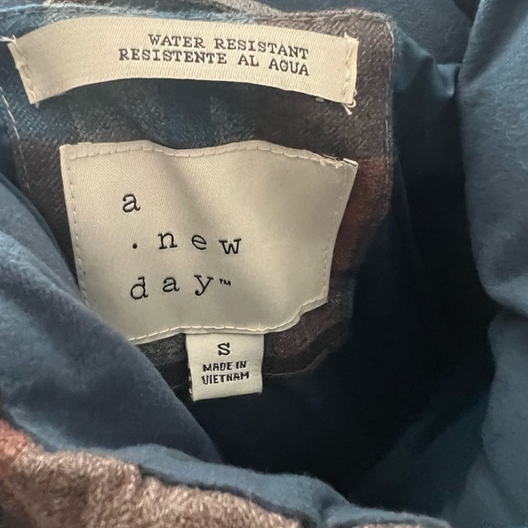 Puffer jacket - Picture 3 of 3